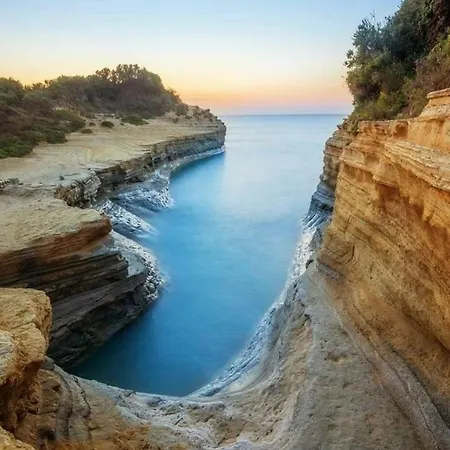 Blue Sky Apartmanhotel Szidári