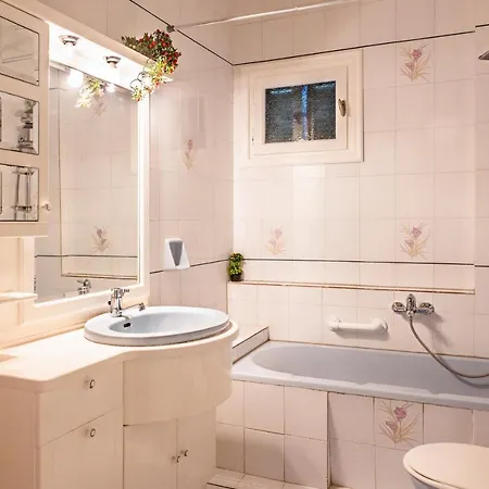 Blue Sky Apartmanhotel 4*