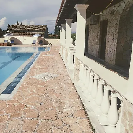 Blue Sky Apartmanhotel